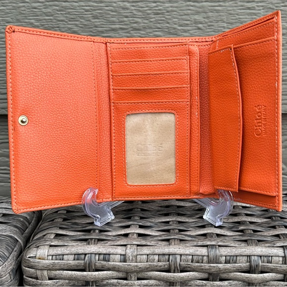 Chloe Vintage Orange Trifold Wallet Gold Accents - Picture 4 of 16